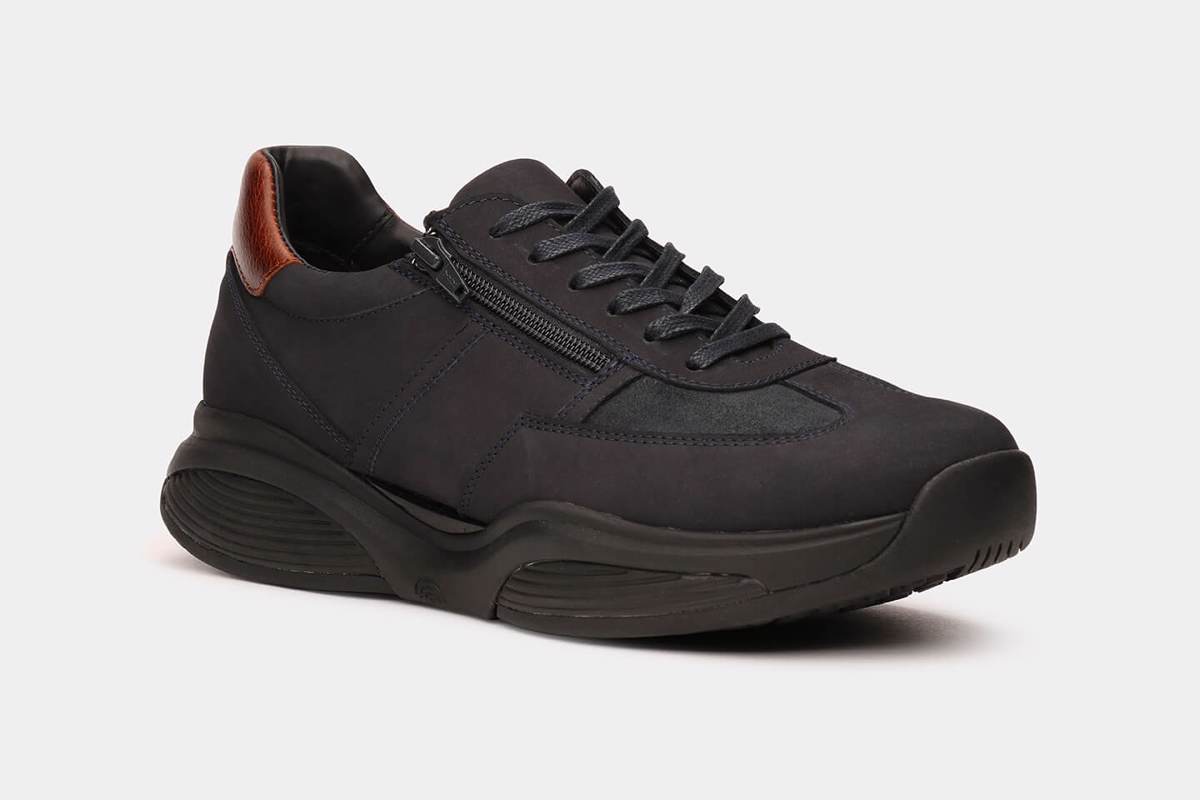 Xsensible men’s shoes all year round
