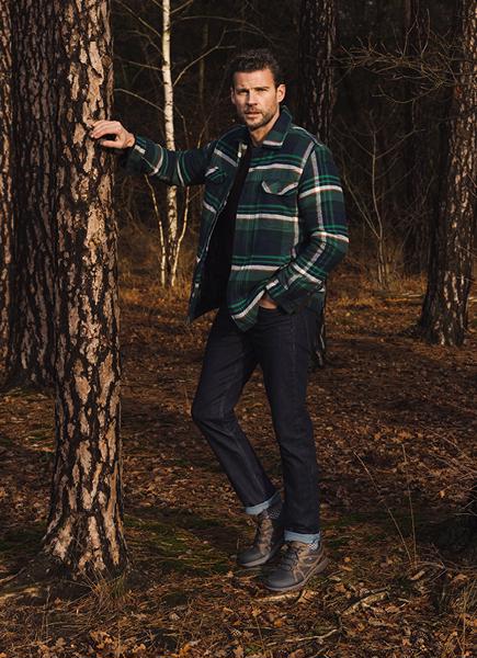 the looks hikingcards_FW23_435x600px_2