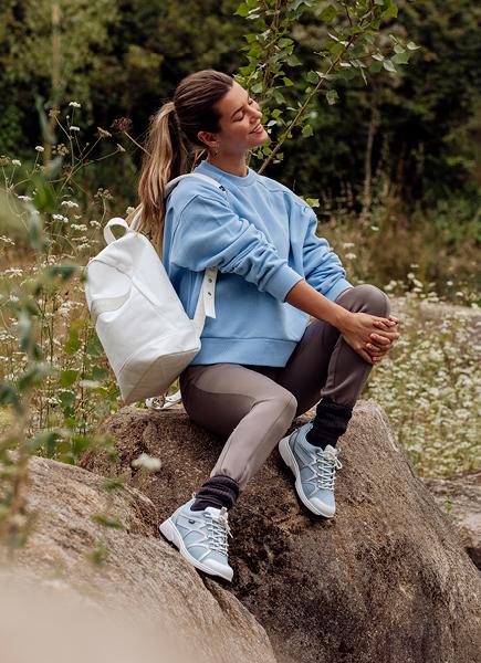 the looks hikingcards_SS23_435x600px4